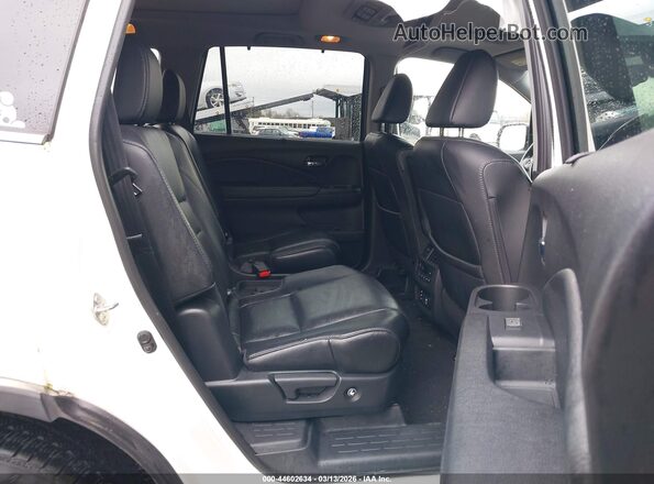 5FNYF6H07JB001609 2018 HONDA PILOT White Vista de la etiqueta del VIN