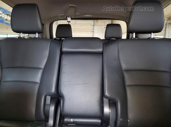5FNYF6H20MB057140 2021 HONDA PILOT Black Rear seats view