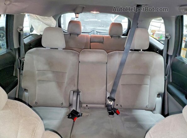 5FNYF6H30KB070072 2019 HONDA PILOT Gray 