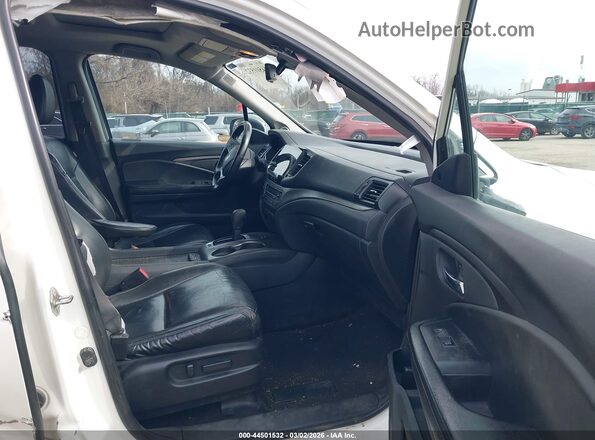 5FNYF6H43KB031338 2019 HONDA PILOT White 