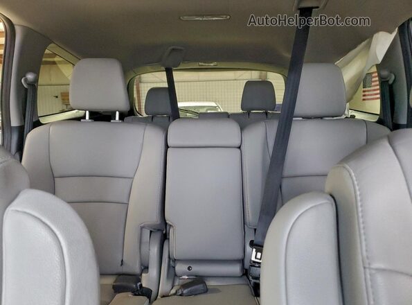 5FNYF6H52MB080400 2021 HONDA PILOT Silver Widok tylnych siedzeń