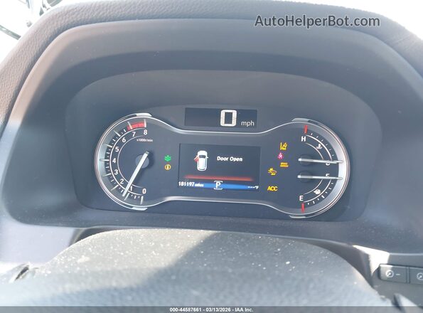 5FNYF6H66HB005990 2017 HONDA PILOT Gray Widok tylnych siedzeń