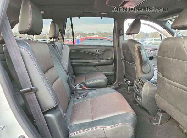 5FNYF6H78MB076532 2021 HONDA PILOT White Rear interior view