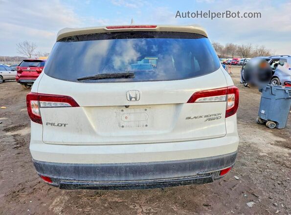 5FNYF6H78MB076532 2021 HONDA PILOT White Rear view