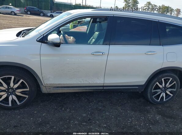 5FNYF6H91MB037217 2021 HONDA PILOT White 360 interior view