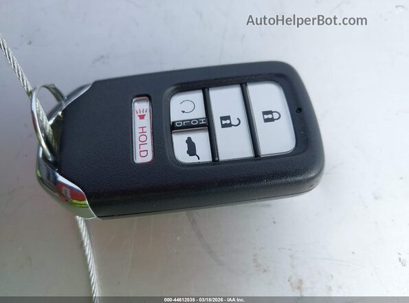 5FNYF7H50MB004826 2021 HONDA PASSPORT White Вид панелі приладів