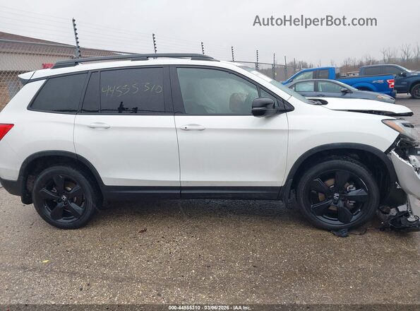 5FNYF8H01MB005297 2021 HONDA PASSPORT White Սալոնի 360 աստիճան տեսք