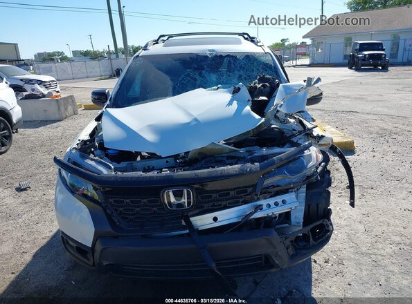5FNYF8H58MB037949 2021 HONDA PASSPORT White Front view
