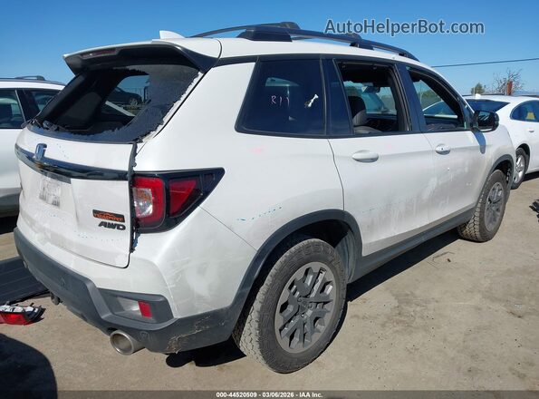 5FNYF8H6XRB019386 2024 HONDA PASSPORT White 