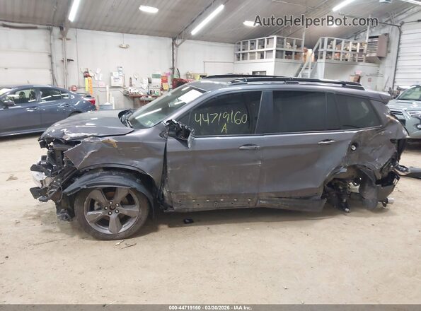 5FNYF8H90MB040685 2021 HONDA PASSPORT Gray Rear interior view
