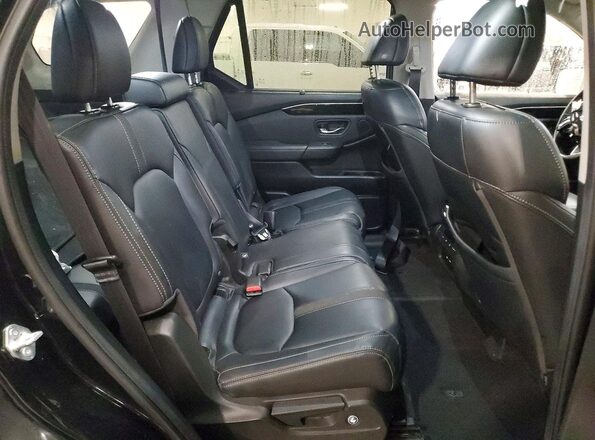 5FNYG1H75RB047741 2024 HONDA PILOT Black Widok wnętrza z tyłu