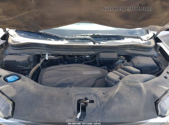 5FPYK2F15KB007840 2019 HONDA RIDGELINE Silver Вид ззаду