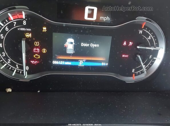 5FPYK2F58JB000785 2018 HONDA RIDGELINE Серебряный Вид задних сидений