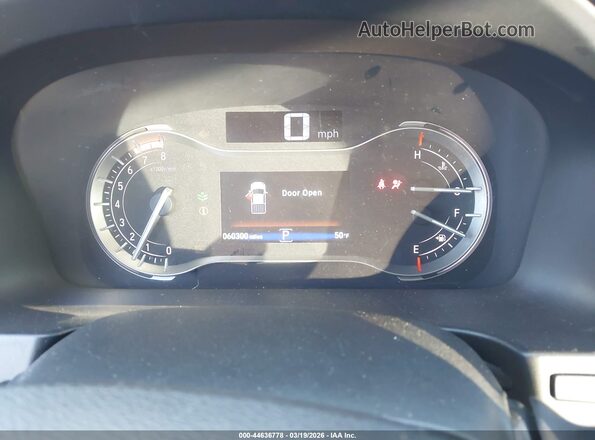 5FPYK3F10HB019022 2017 HONDA RIDGELINE Black Vista de los asientos traseros