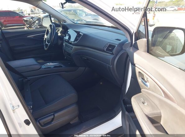 5FPYK3F11RB025008 2024 HONDA RIDGELINE Белый Вид салона спереди