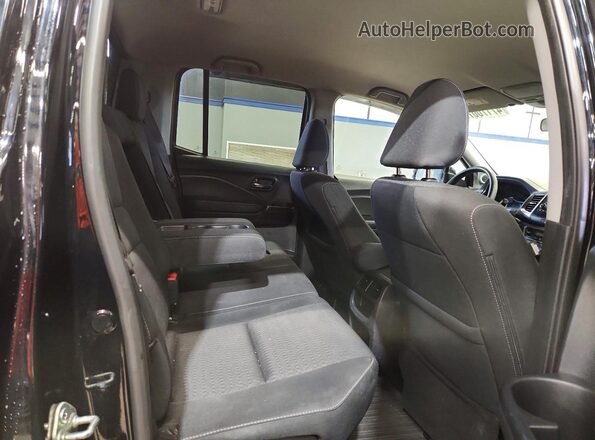 5FPYK3F1XHB005340 2017 HONDA RIDGELINE Black Rear seats view