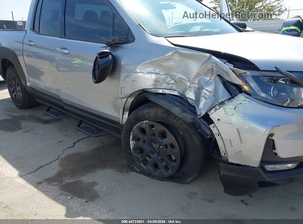 5FPYK3F1XPB052415 2023 HONDA RIDGELINE Silver Widok z przodu
