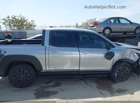 5FPYK3F1XPB052415 2023 HONDA RIDGELINE Silver Widok wnętrza z tyłu
