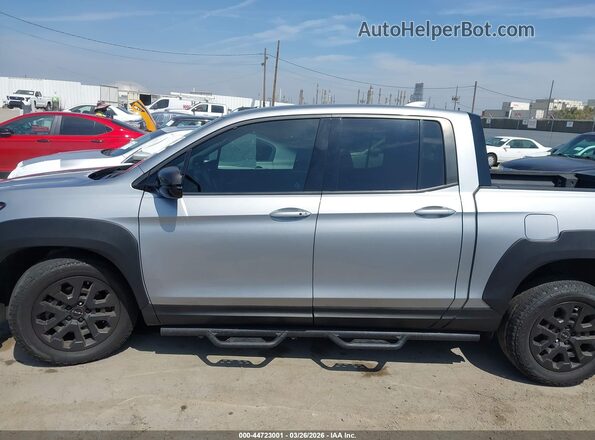 5FPYK3F1XPB052415 2023 HONDA RIDGELINE Silver Widok wnętrza 360 stopni