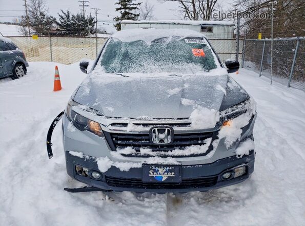 5FPYK3F22HB026918 2017 HONDA RIDGELINE Silver Front view
