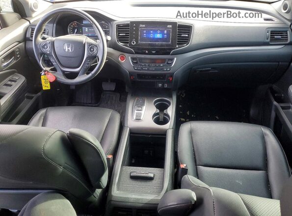 5FPYK3F50MB021320 2021 HONDA RIDGELINE Red Вид панелі приладів