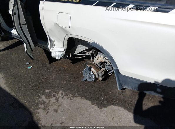 5FPYK3F58HB029302 2017 HONDA RIDGELINE White Front view