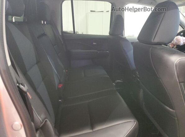 5FPYK3F59RB004765 2024 HONDA RIDGELINE Silver უკანა სალონის ხედი