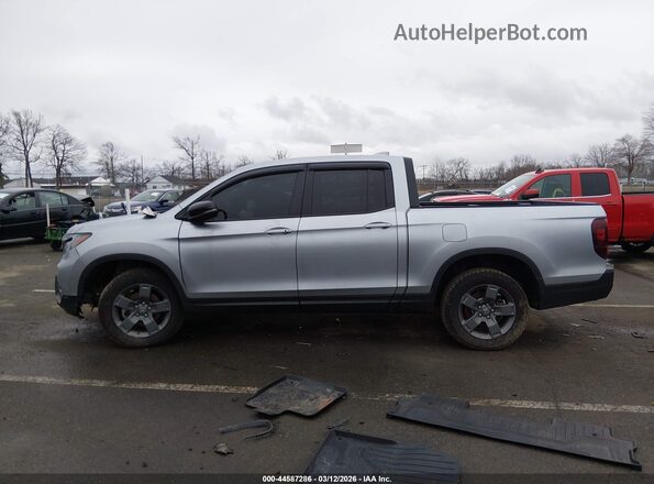 5FPYK3F65SB027376 2025 HONDA RIDGELINE Silver სალონის 360-გრადუსიანი ხედი
