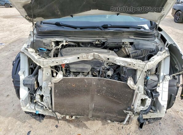 5FPYK3F75HB027492 2017 HONDA RIDGELINE White Vista interior trasera