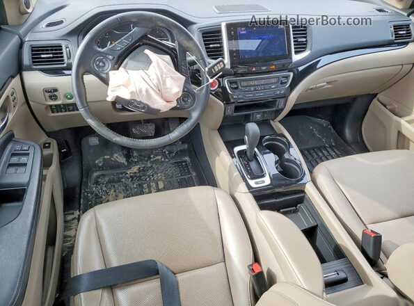 5FPYK3F78HB034064 2017 HONDA RIDGELINE Burgundy Вид панелі приладів