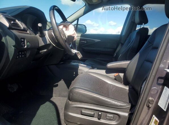 5FPYK3F78NB026252 2022 HONDA RIDGELINE Gray Вид салону спереду