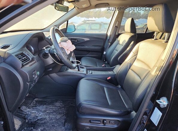 5FPYK3F79PB010242 2023 HONDA RIDGELINE Black Вид салону спереду