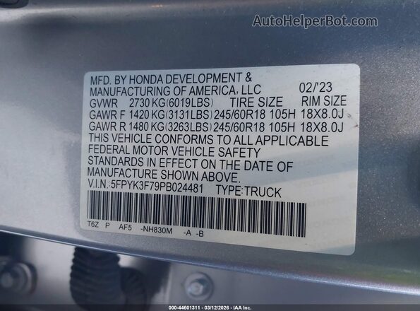 5FPYK3F79PB024481 2023 HONDA RIDGELINE Gray Widok komory silnika
