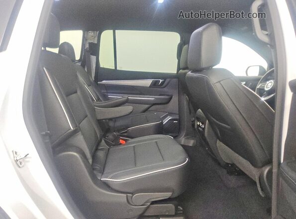 5GAERAKS0TJ217404 2026 BUICK ENCLAVE Белый Вид задней части салона