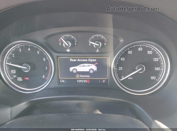 5GAERBKW8LJ280792 2020 BUICK ENCLAVE Red Widok tylnych siedzeń