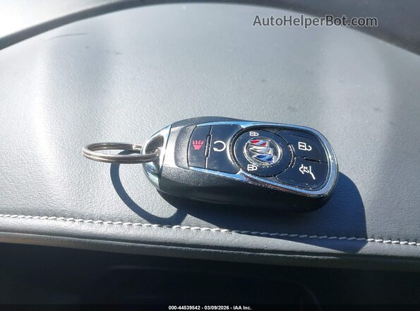 5GAERBKW8PJ142790 2023 BUICK ENCLAVE Белый Вид панели приборов
