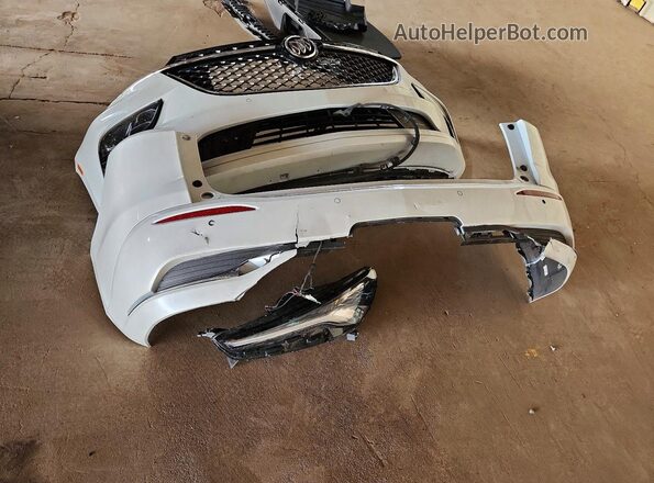 5GAERDKW7NJ106498 2022 BUICK ENCLAVE White Vista de la etiqueta del VIN