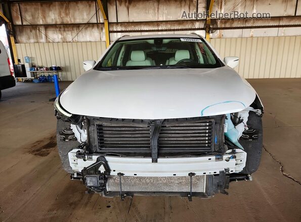 5GAERDKW7NJ106498 2022 BUICK ENCLAVE White Vista frontal