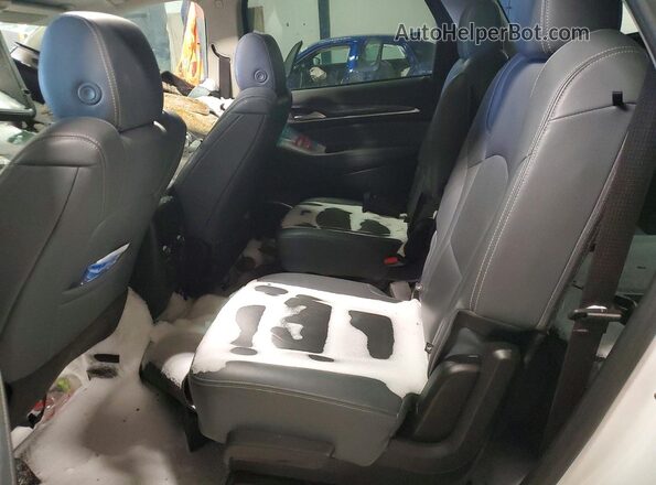 5GAEVAKWXMJ155963 2021 BUICK ENCLAVE Белый Вид задней части салона