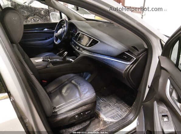 5GAEVBKW5KJ293848 2019 BUICK ENCLAVE Silver Вид салону спереду