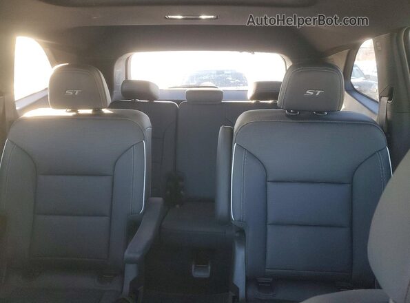 5GAEVBRS5SJ104683 2025 BUICK ENCLAVE White Հետևի նստատեղերի տեսք