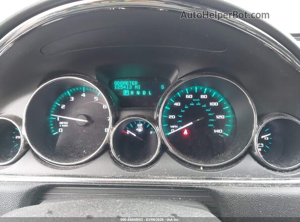 5GAKVCKD5HJ321678 2017 BUICK ENCLAVE White Widok tylnych siedzeń