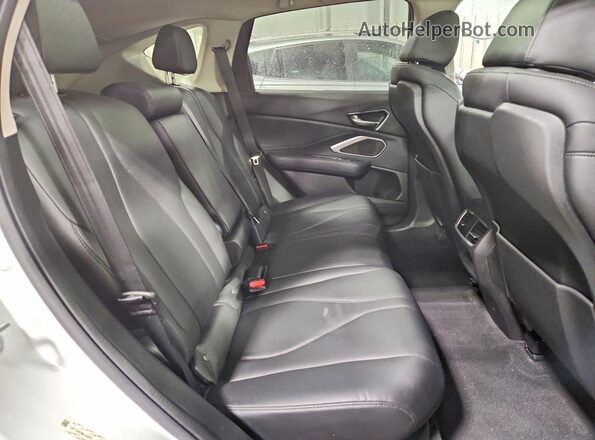 5J8TC2H33ML012275 2021 ACURA RDX White Rear interior view