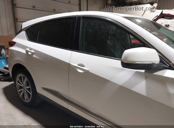 5J8TC2H54ML031547 2021 ACURA RDX White Вид задньої частини салону