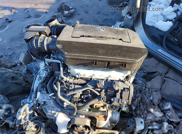 5J8YE1H04PL005372 2023 ACURA MDX Silver Widok wnętrza z tyłu