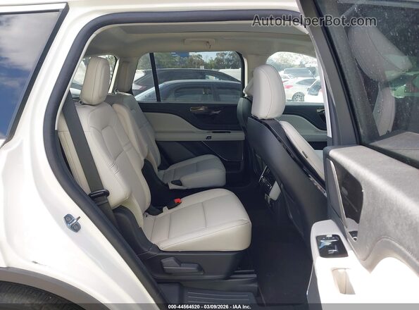 5LM5J6WC1SGL18168 2025 LINCOLN AVIATOR White VIN կոդի պիտակի տեսք