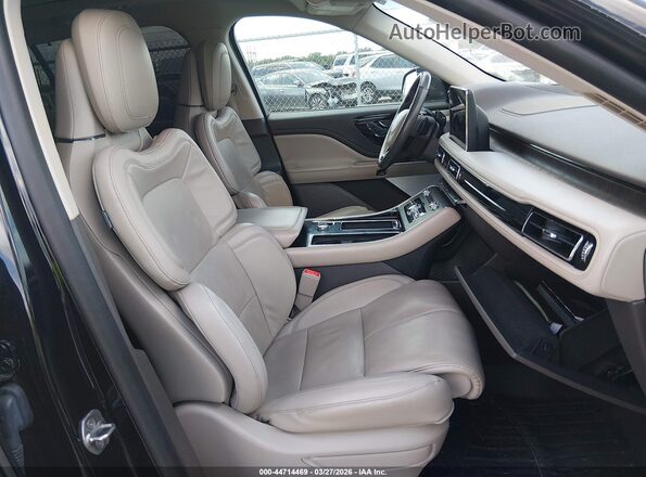 5LM5J7WC8MGL06639 2021 LINCOLN AVIATOR Black Front interior view