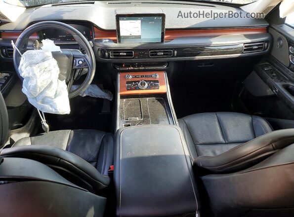 5LM5J7XC1MGL08103 2021 LINCOLN AVIATOR Silver Dashboard view