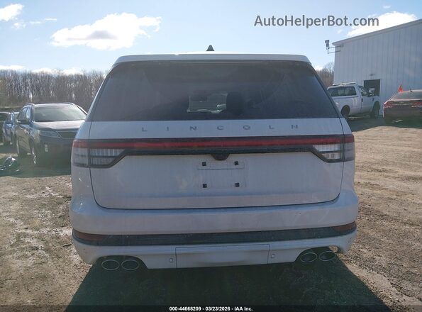 5LM5J7XC6SGL31938 2025 LINCOLN AVIATOR White 