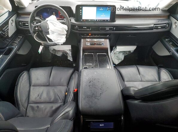 5LM5J7XC7SGL26196 2025 LINCOLN AVIATOR Red Առջևի վահանակի տեսք